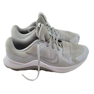 Nike Shoes Women’s 10 MC Trainer 2 Athletic Shoes Platinum White DM0824-001